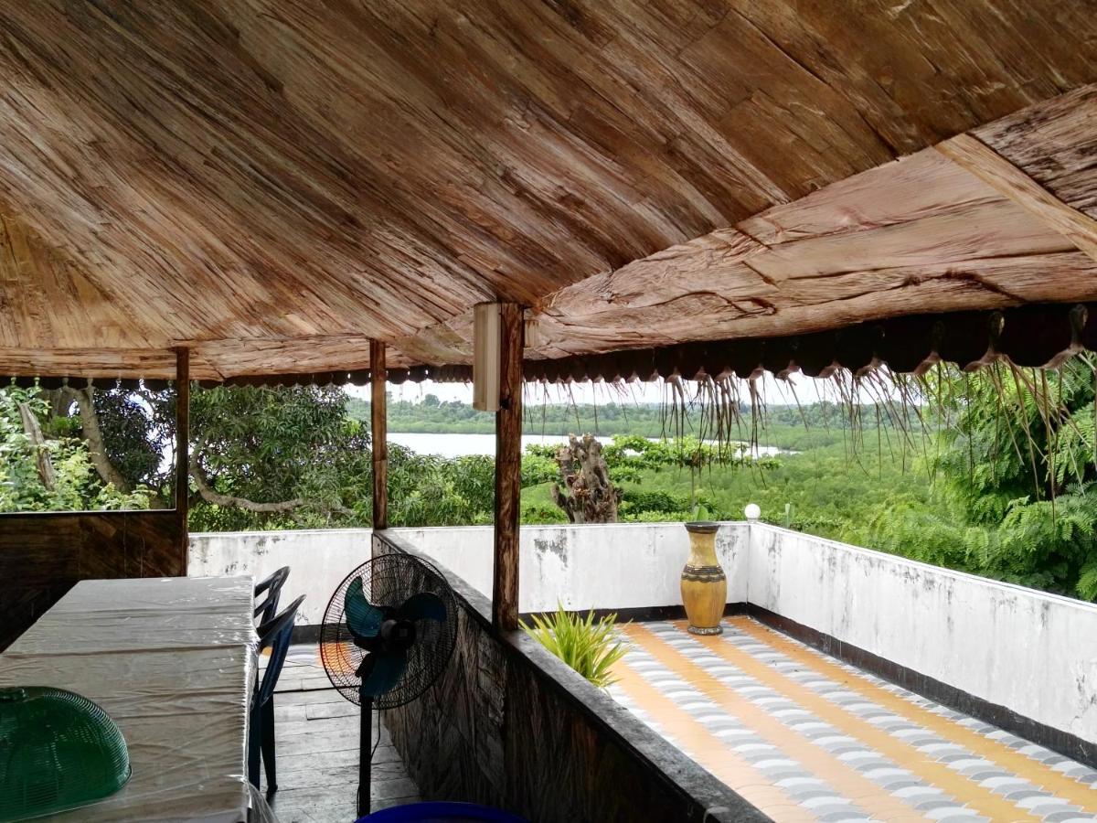 Sharook Riviera Grand Lodge Wete Ngoại thất bức ảnh